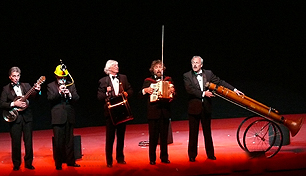 Les Luthiers-3-LR.jpg